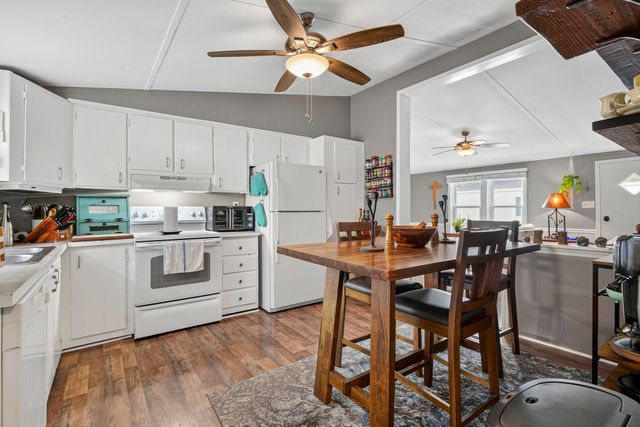 132 Crooked Island Circle, Murrells Inlet, SC 29576