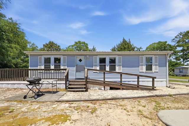 132 Crooked Island Circle, Murrells Inlet, SC 29576