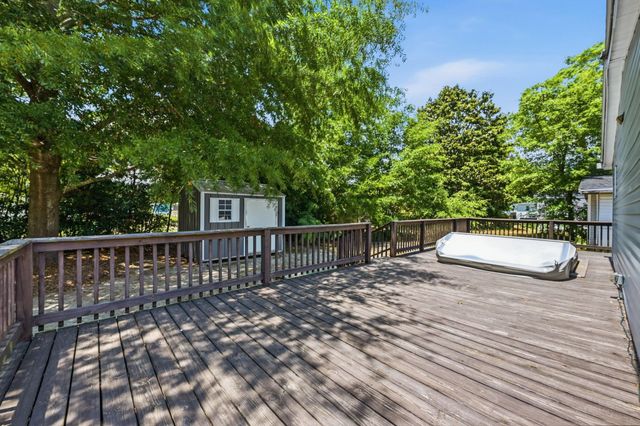 132 Crooked Island Circle, Murrells Inlet, SC 29576