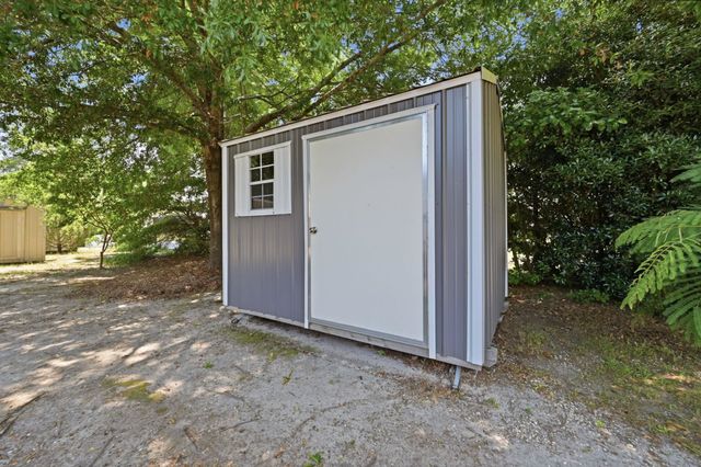 132 Crooked Island Circle, Murrells Inlet, SC 29576