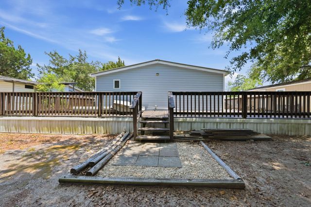 132 Crooked Island Circle, Murrells Inlet, SC 29576