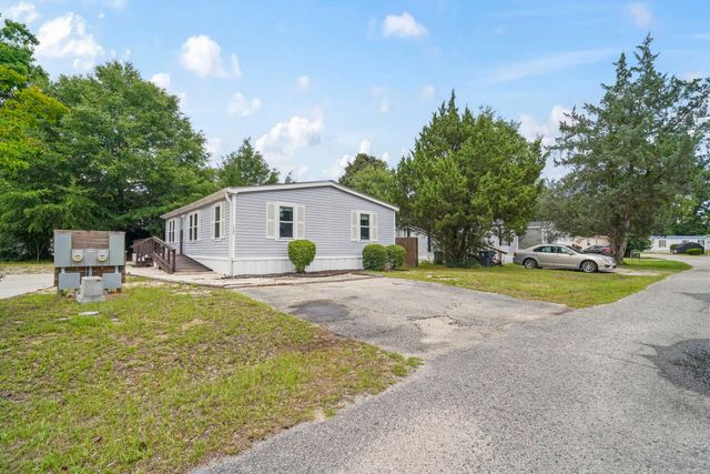 132 Crooked Island Circle, Murrells Inlet, SC 29576