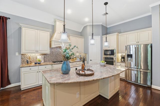 17207 Rainier Creek Drive, Humble, TX 77346