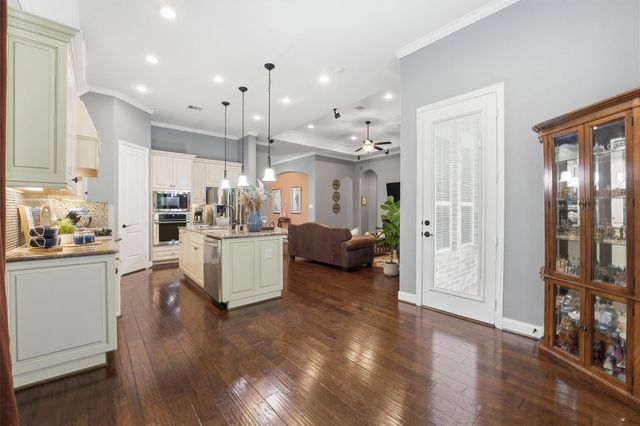 17207 Rainier Creek Drive, Humble, TX 77346