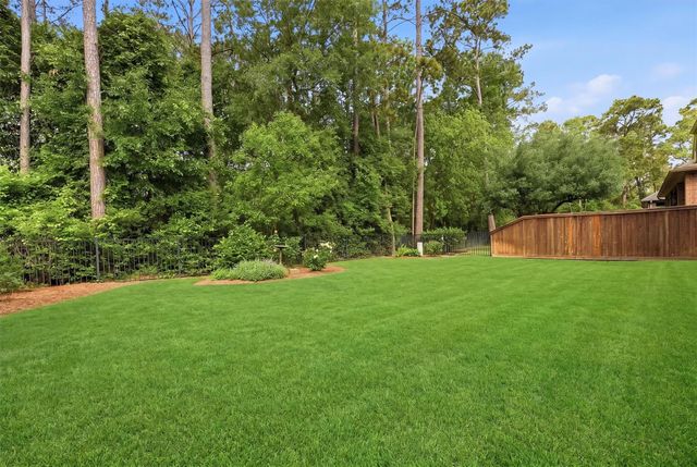 17207 Rainier Creek Drive, Humble, TX 77346