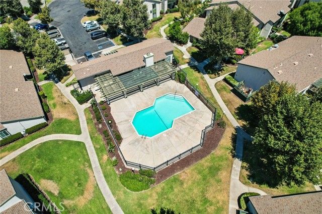 23276 Orange Avenue 8, Lake Forest (el Toro), CA 92630