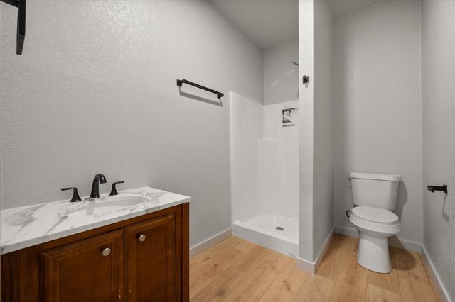 404 S Tyler Avenue, Dawson, TX 76639