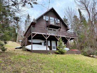 586 Cottage Road, Averill, VT 05903