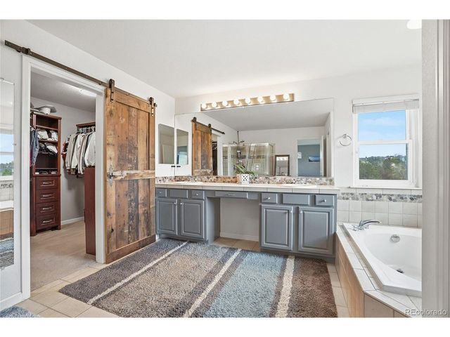 24684 E Quarto Pl, Aurora, CO 80016