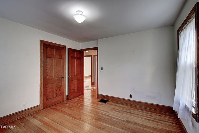 816 Riverview Drive, Elizabethton, TN 37643