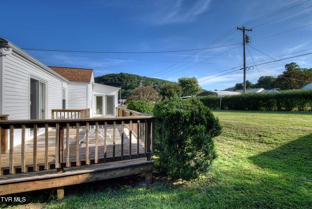 816 Riverview Drive, Elizabethton, TN 37643