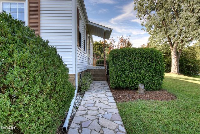 816 Riverview Drive, Elizabethton, TN 37643