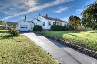 816 Riverview Drive, Elizabethton, TN 37643