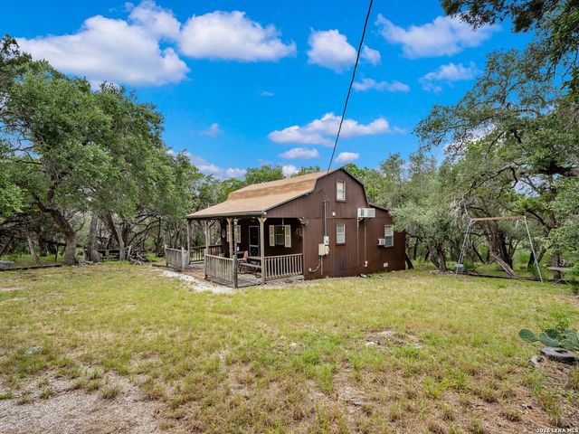 275 COUNTY ROAD 260 E, Mico, TX 78056