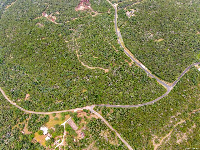 275 COUNTY ROAD 260 E, Mico, TX 78056