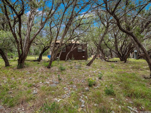 275 COUNTY ROAD 260 E, Mico, TX 78056