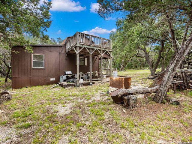 275 COUNTY ROAD 260 E, Mico, TX 78056