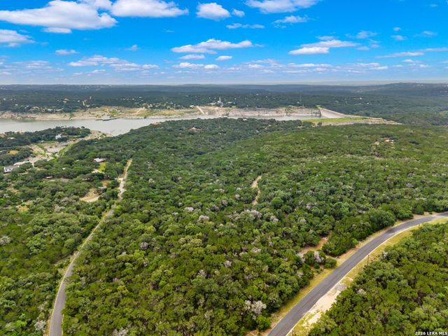 275 COUNTY ROAD 260 E, Mico, TX 78056
