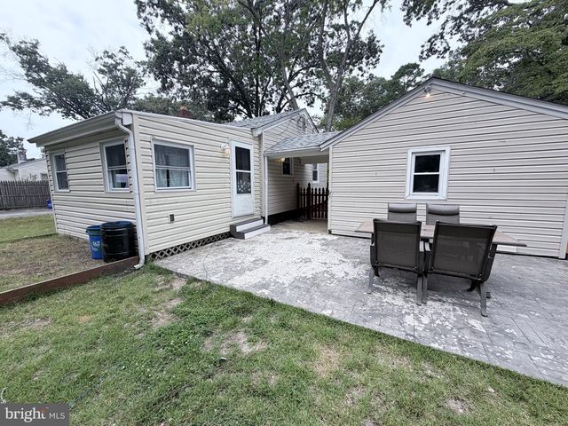 304 KINGS LN, Williamstown, NJ 08094