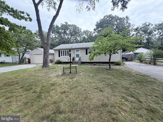 304 KINGS LN, Williamstown, NJ 08094
