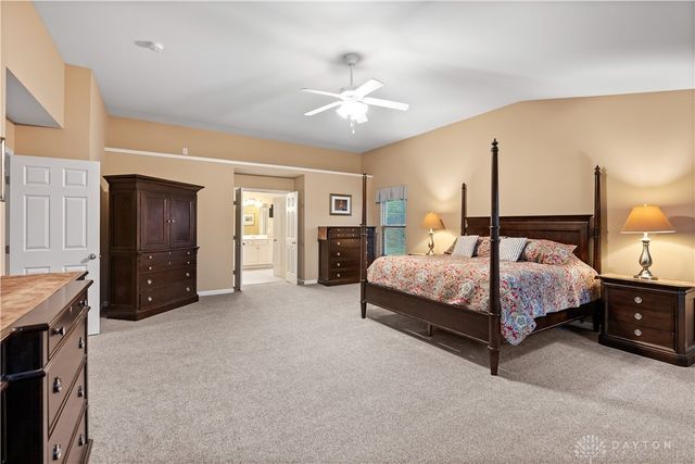 8945 Wintergreen Drive, West Chester, OH 45069