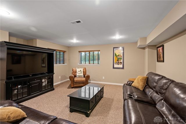 8945 Wintergreen Drive, West Chester, OH 45069