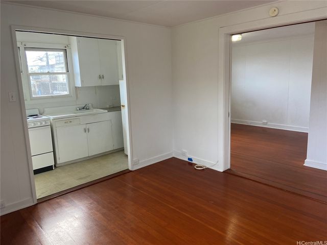 2740 Rooke Avenue, Honolulu, HI 96817