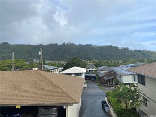 2740 Rooke Avenue, Honolulu, HI 96817