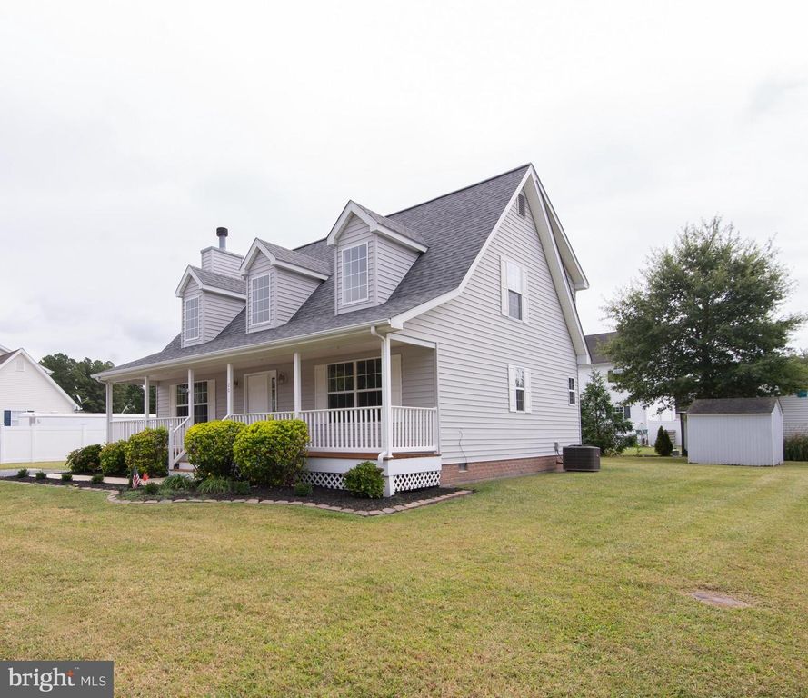 20 SUGAR DR, East New Market, MD 21631