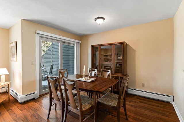 911 Dorset St Apt 54, South Burlington, VT 05403