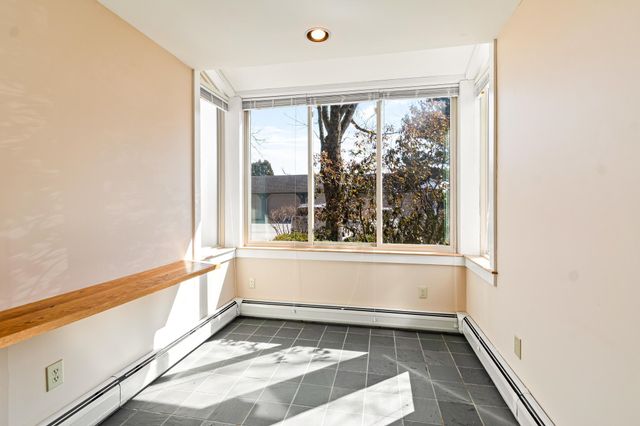 911 Dorset St Apt 54, South Burlington, VT 05403
