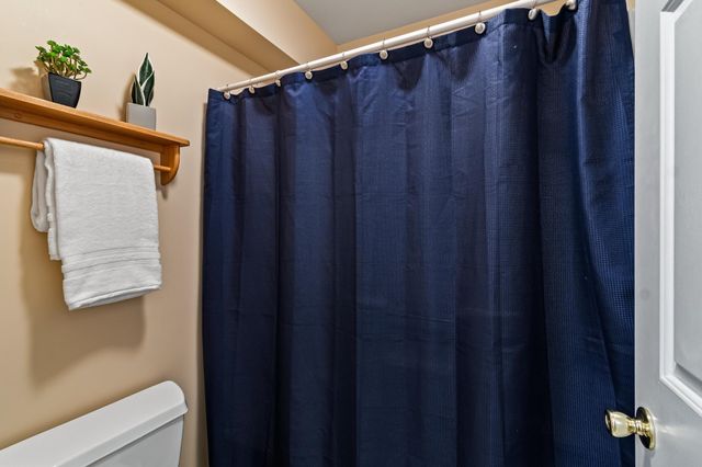 911 Dorset St Apt 54, South Burlington, VT 05403