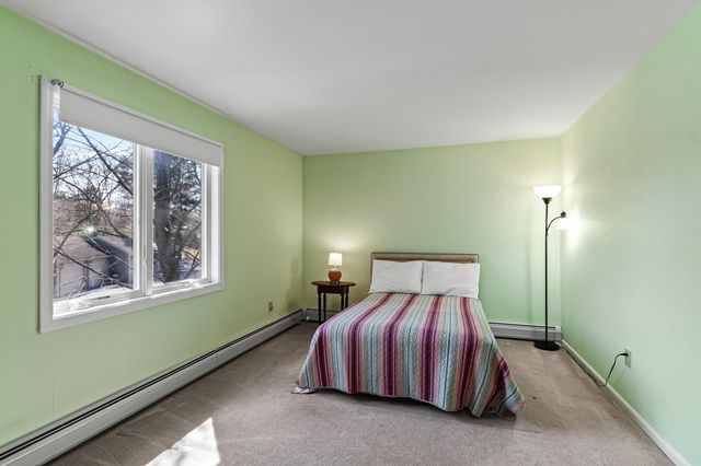 911 Dorset St Apt 54, South Burlington, VT 05403