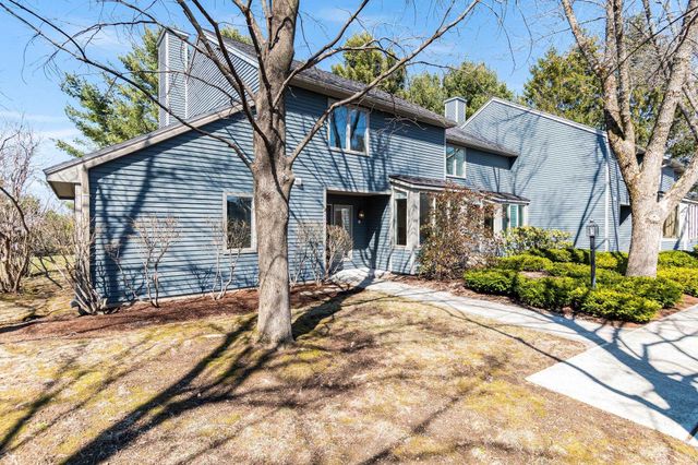 911 Dorset St Apt 54, South Burlington, VT 05403