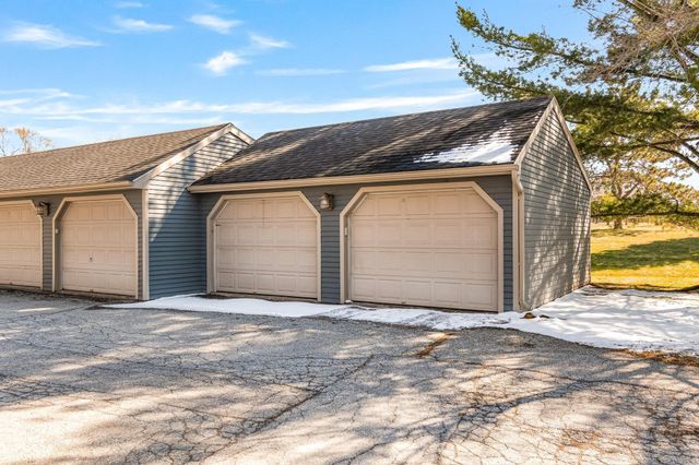 911 Dorset St Apt 54, South Burlington, VT 05403