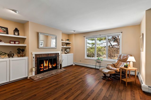 911 Dorset St Apt 54, South Burlington, VT 05403