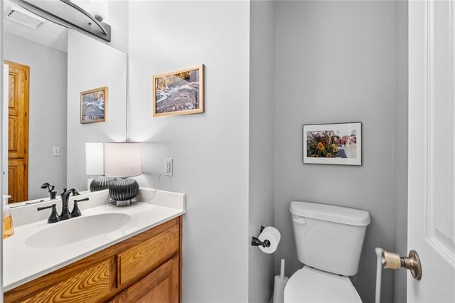 3211 Cardinal Creek Circle A & B, Bentonville, AR 72712