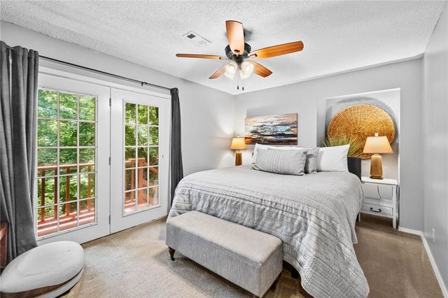 3211 Cardinal Creek Circle A & B, Bentonville, AR 72712