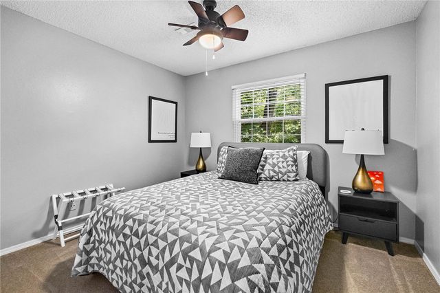 3211 Cardinal Creek Circle A & B, Bentonville, AR 72712