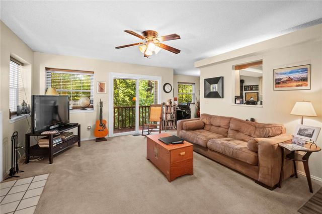 3211 Cardinal Creek Circle A & B, Bentonville, AR 72712