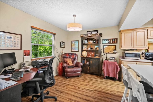 3211 Cardinal Creek Circle A & B, Bentonville, AR 72712