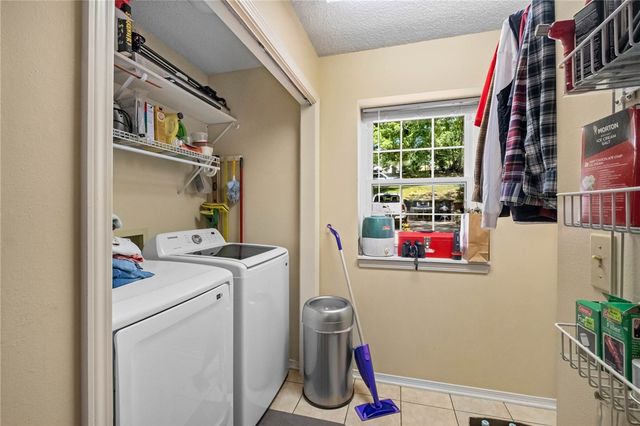 3211 Cardinal Creek Circle A & B, Bentonville, AR 72712