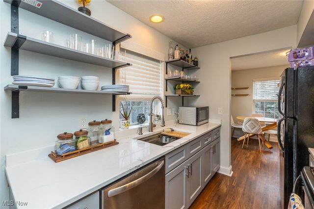 5250 Whispering Oaks Boulevard C1, Parma, OH 44134