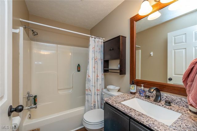 5250 Whispering Oaks Boulevard C1, Parma, OH 44134