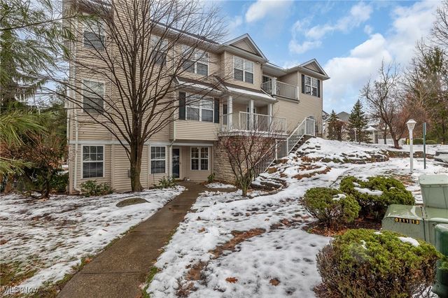 5250 Whispering Oaks Boulevard C1, Parma, OH 44134