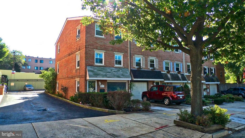 815 N 29TH ST, Philadelphia, PA 19130