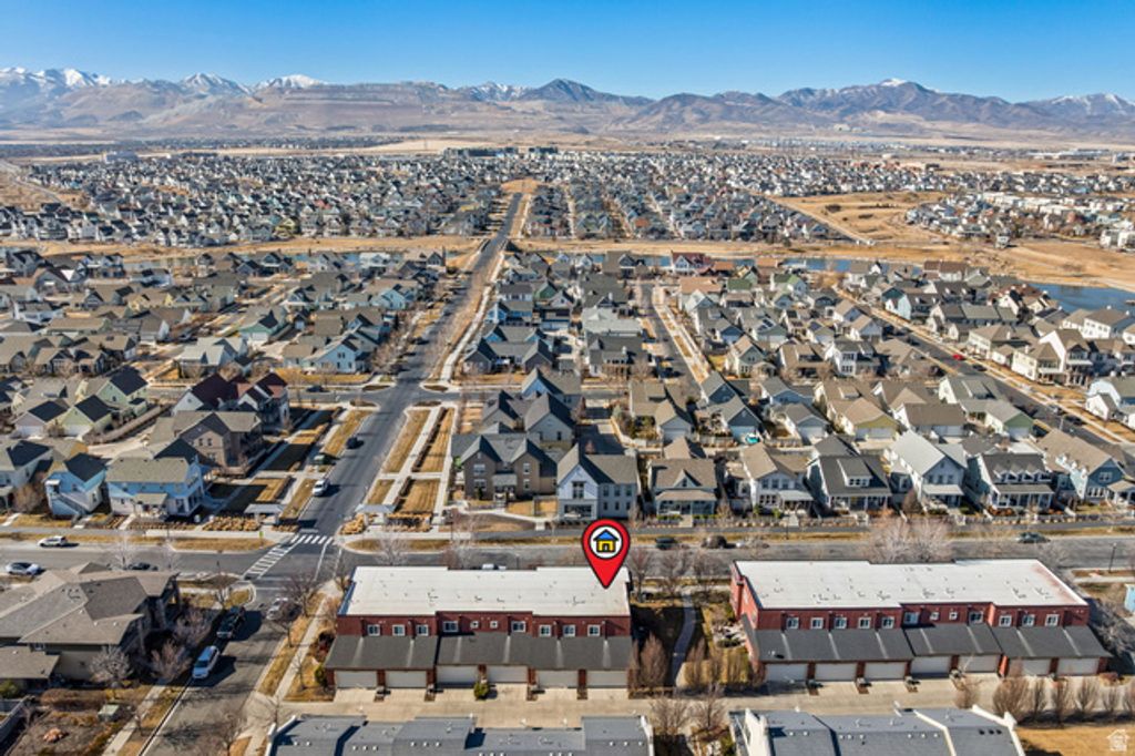 Image 47 of property listing at 10637 S OQUIRRH LAKE RD, South Jordan, UT 84009