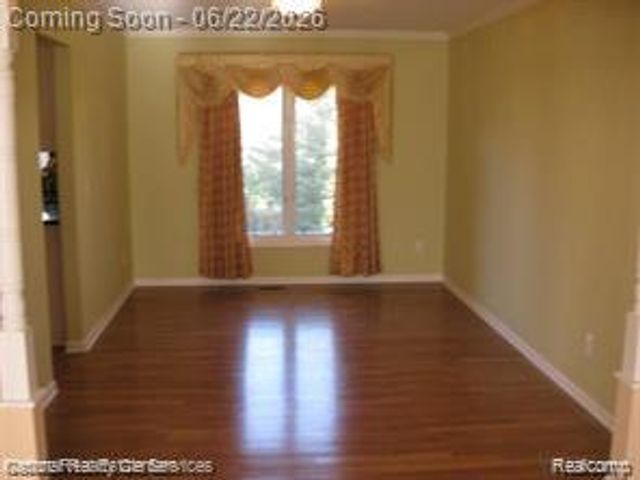 41119 Scarborough Lane, Novi, MI 48375