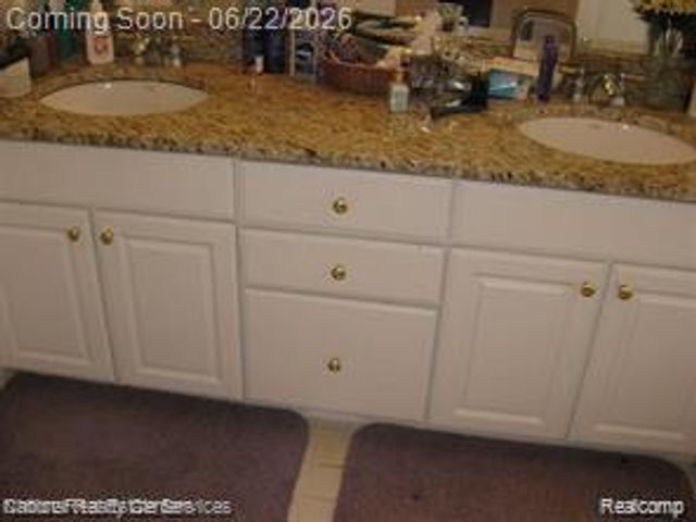 41119 Scarborough Lane, Novi, MI 48375