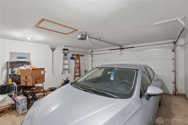 5564 Ridgewood Road, Springfield, OH 45503